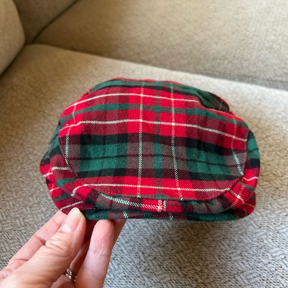 Gymboree Boys Christmas Hat 4T 5T Gymboree Red Green Plaid Newsboy - Picture 2 of 5